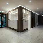 Jurajski Krysztal 4*