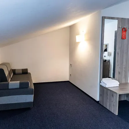 Hotel Jurajski Kryształ Zaborze (Zarki)