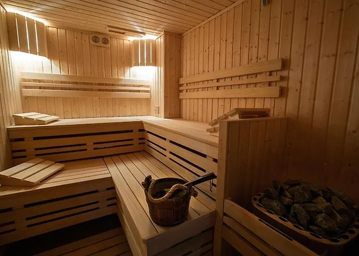 Jurajski Krysztal Hotel 4*